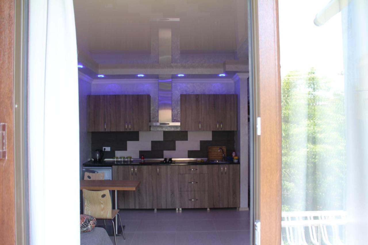 Oldbatumi Apartment Exterior photo